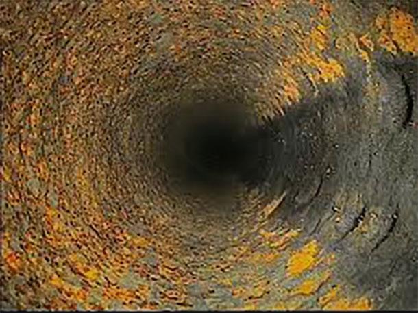 enlarged-image-of-corroded-pipe